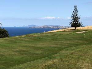 Kauri Cliffs 17th Chip